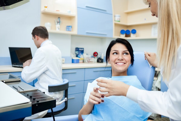 Tooth Bonding: Is This Something That General Dentists Do? - Karrie Chu DDS Dental  Care Pasadena California